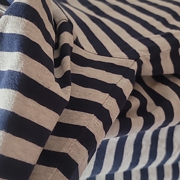 DISNEY STORE Tigger Embroidered Blue Striped Long Sleeve XL Vintage Sweatshirt - Picture 8 of 12